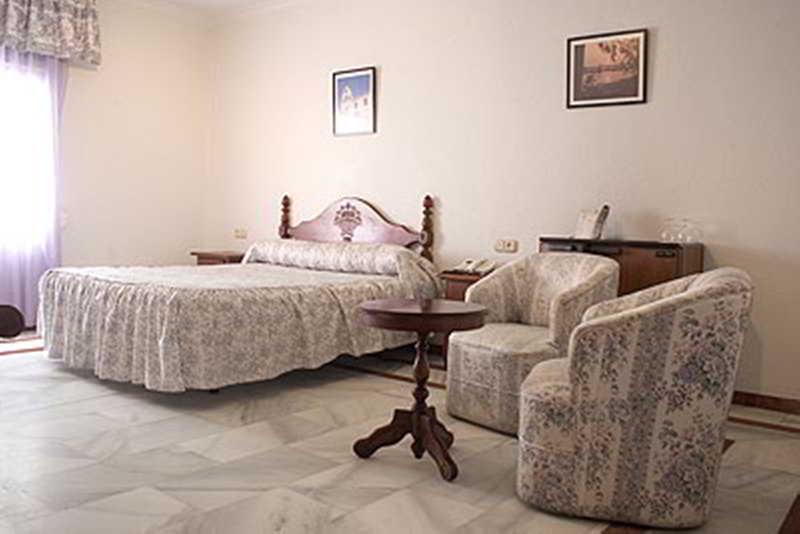 La Pinta Hotel