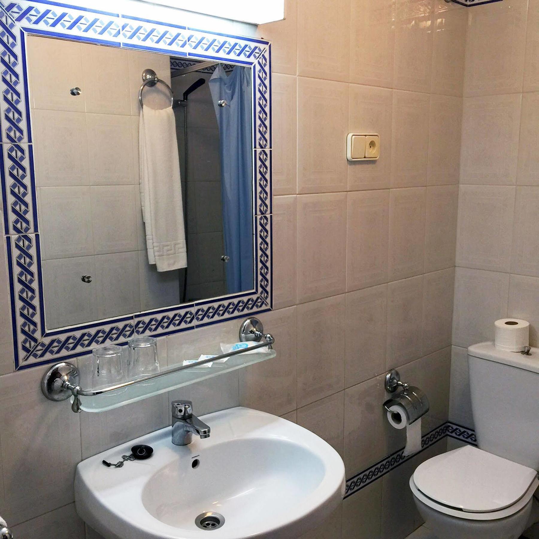 Hotel Costa De La Luz 2*