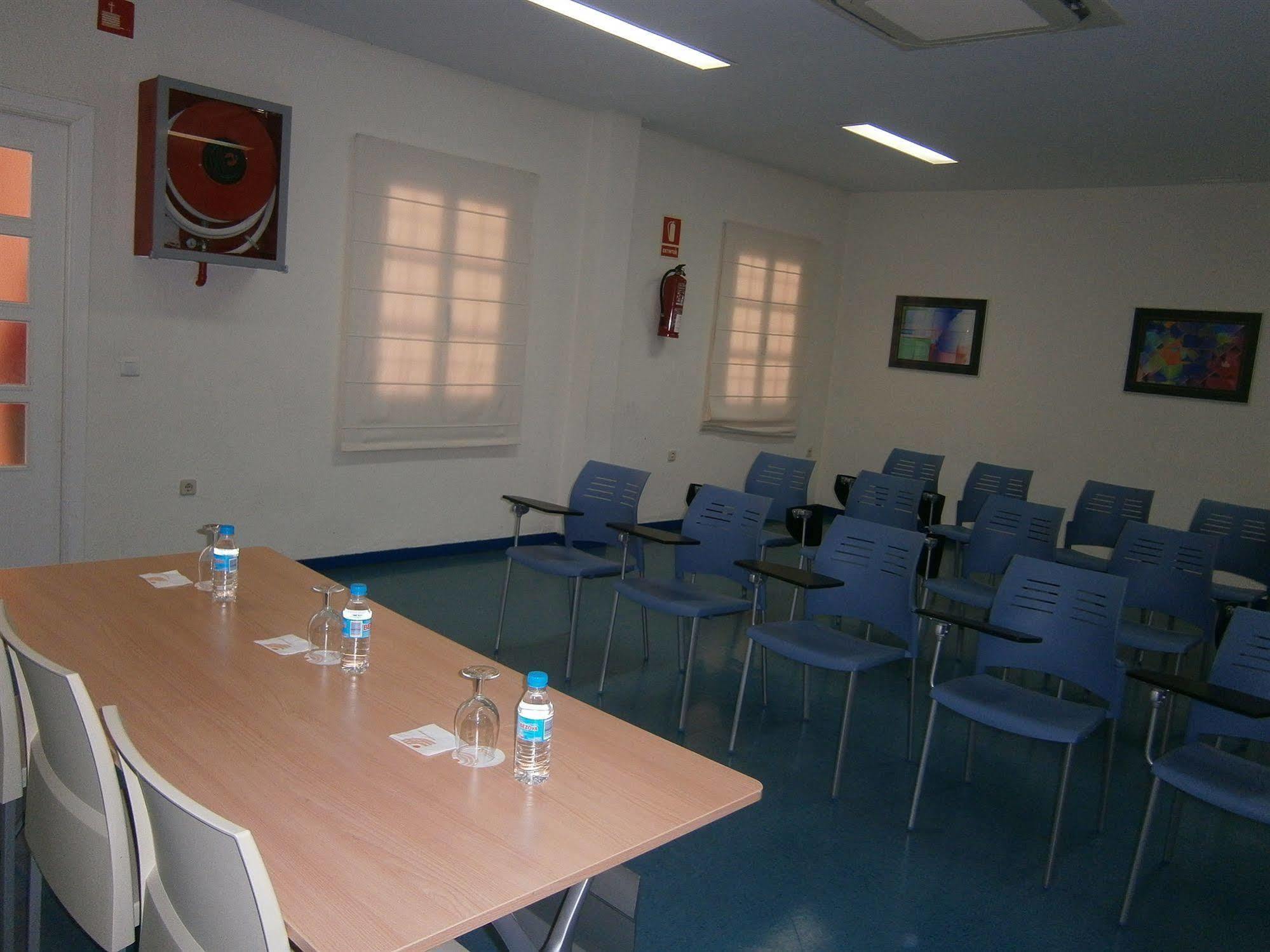 Hostal Inturjoven *