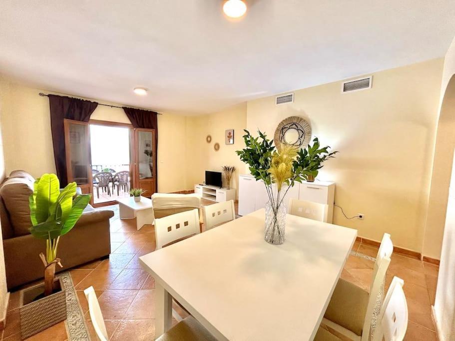 Duplex Junto Al Campo De Golf By Inmobiliaria Esuri