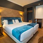 Hotel Familia Conde