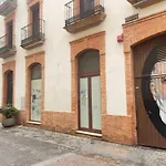 Piso En El Centro De Huelva Silencioso Y Con Gran Patio, Calle La Paz