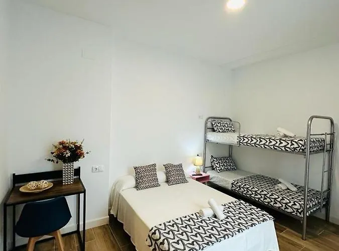 Hostel Costa-Luz Bejar 28-30