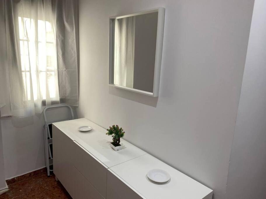Apartamento Piso Grande De 120 M2, A 15' De La Playa En Coche