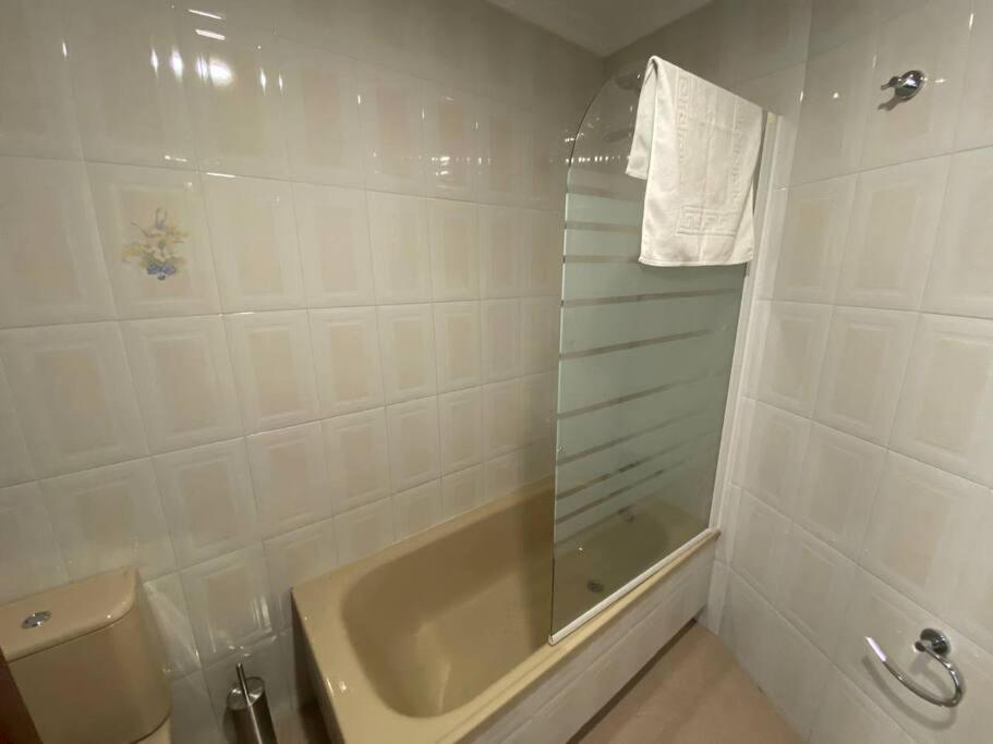 Piso Grande De 120 M2, A 15' De La Playa En Coche Apartamento Huelva