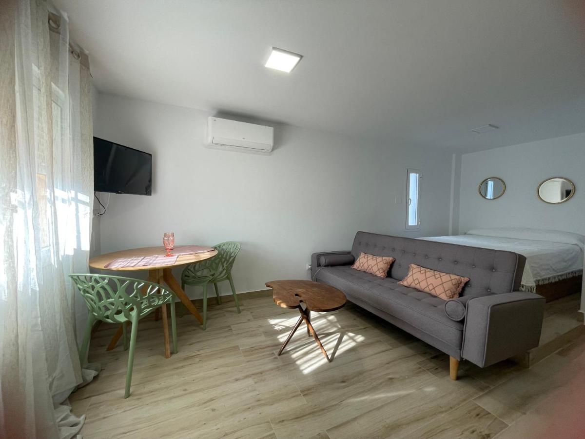 Apartamento Turistico Atico La Piterilla Apartment *