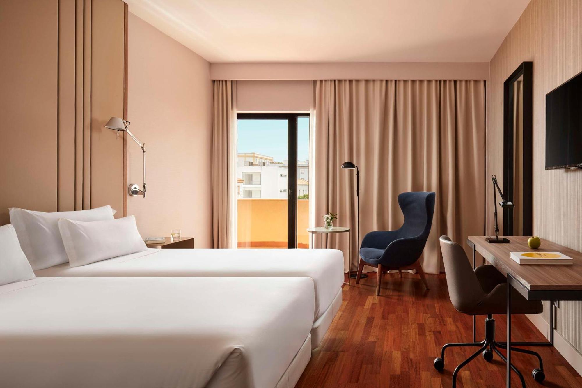 Nh Luz Hotel 4*