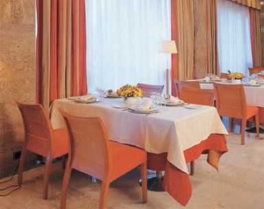 Hotel Nh Luz 4*