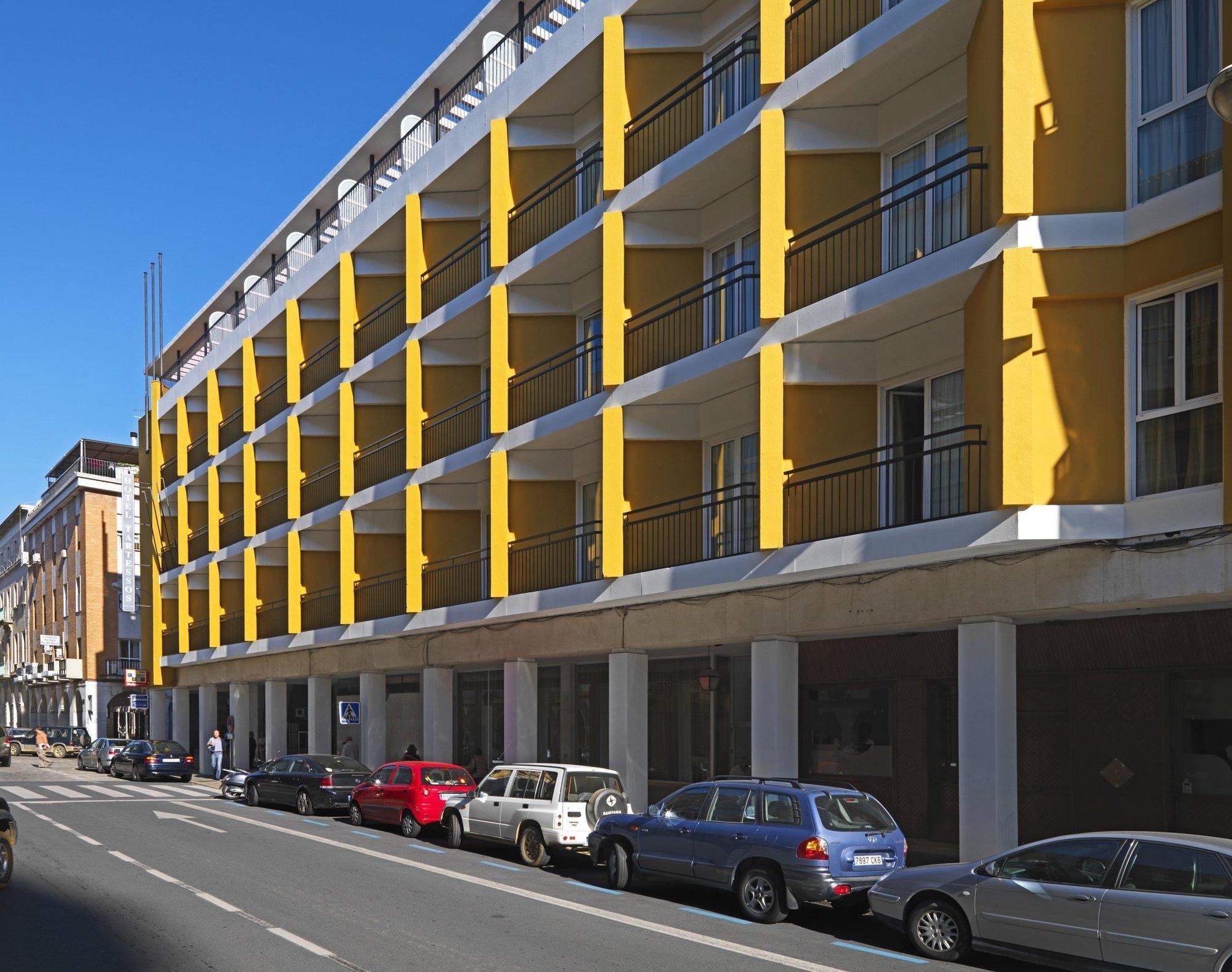 Exe Tartessos Hotel 4*