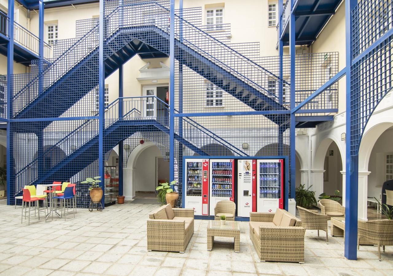 Hostal Inturjoven *