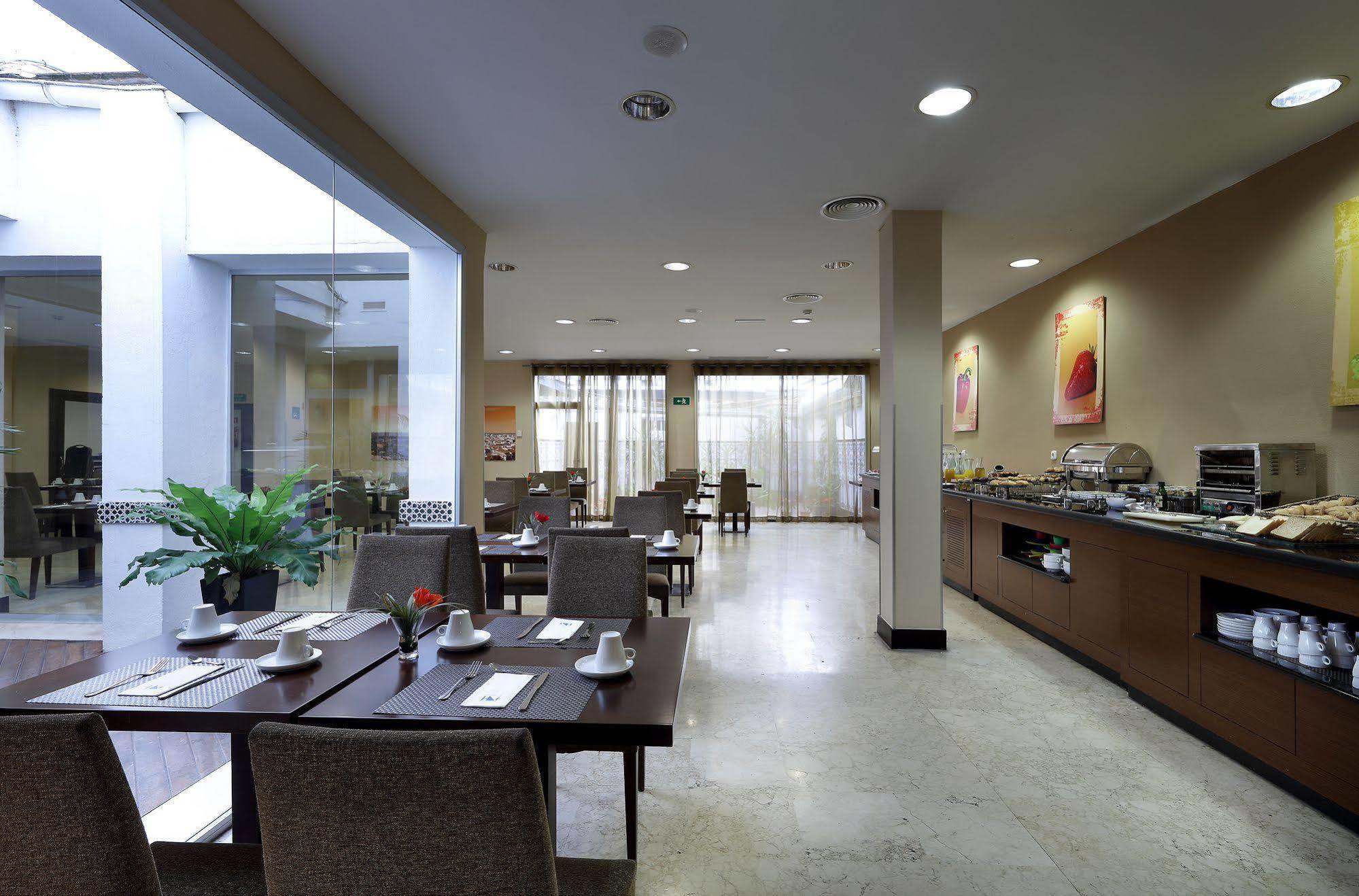 Hotel Exe Tartessos 4*