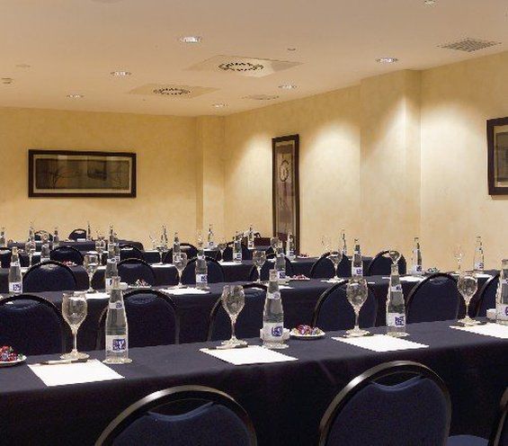 Nh Luz Hotel