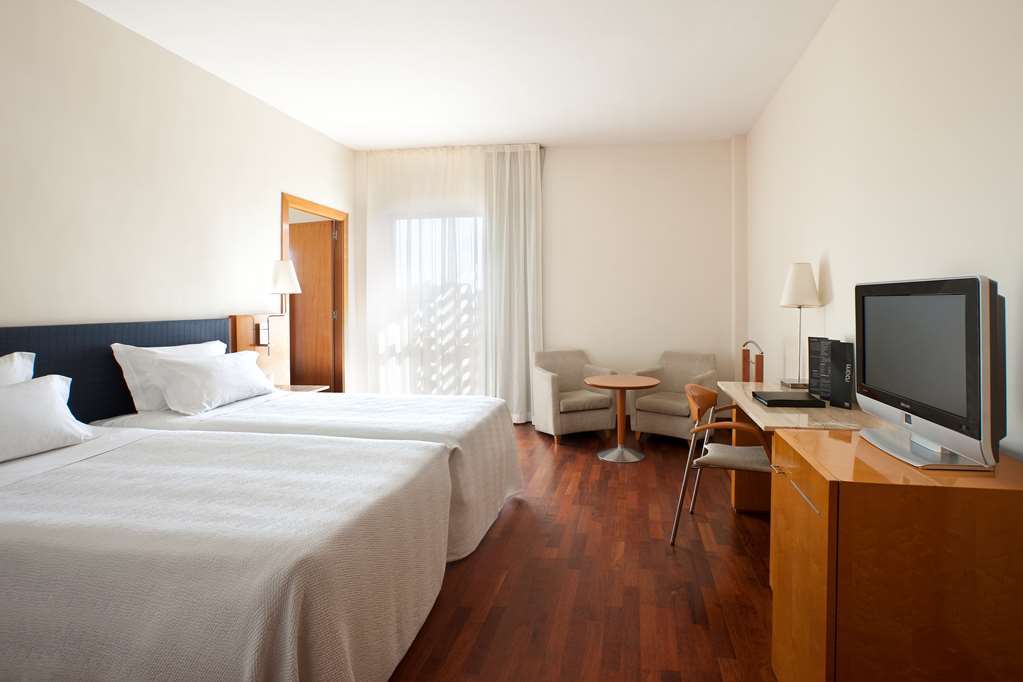 Nh Luz Hotel
